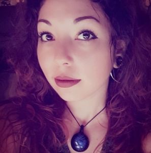 Meet your Posher, Linda